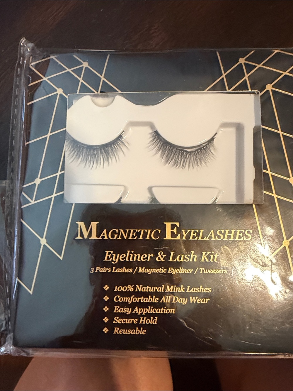 Amazon Magnetic Eyelashes Eyeliner & Lash Kit - Black Lashes